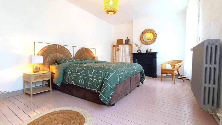 Location de vacances pour 6 personnes, avec Terrasse et Jardin dans Intraville