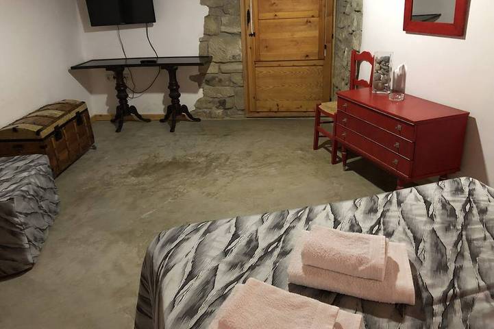 Location de vacances pour 10 personnes, avec balcon et jardin, animaux acceptés à Murillo de Gállego - 4