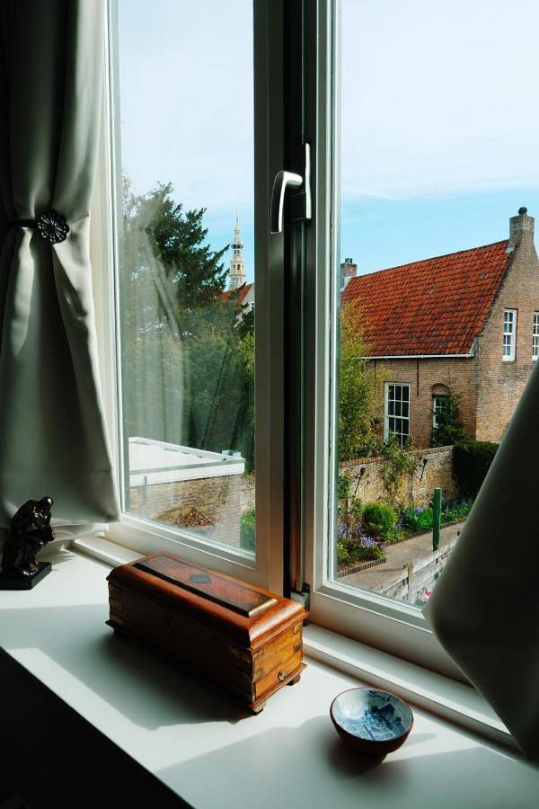 Ganze Ferienwohnung, Double Room with Private Bathroom in Zierikzee, Zeeuwse Kust