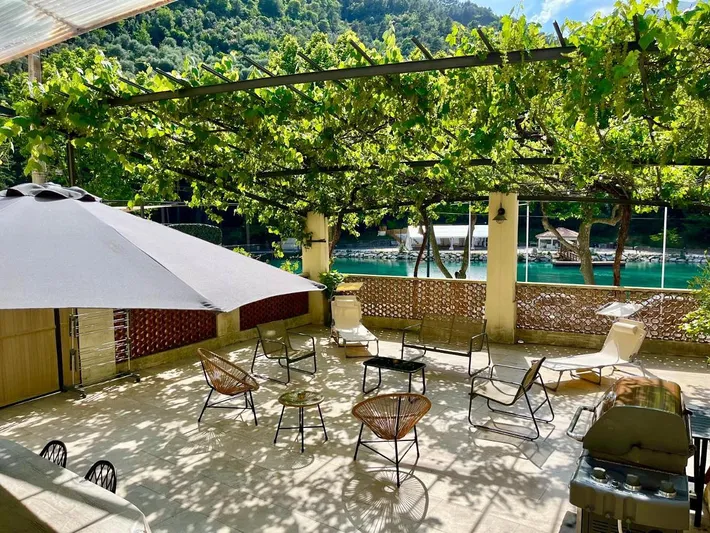 Apartamento de vacaciones para 8 personas, con vistas además de terraza y vistas al lago - 1