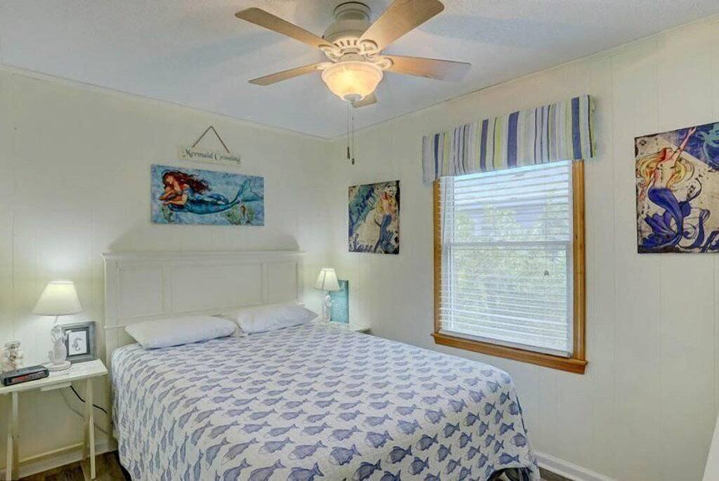4125 Sea Dawg * 4 Min Walk to Beach in Kitty Hawk Beach, Kitty Hawk