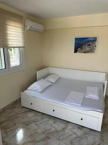 Gîte pour 2 personnes, avec balcon et vue dans Érétrie