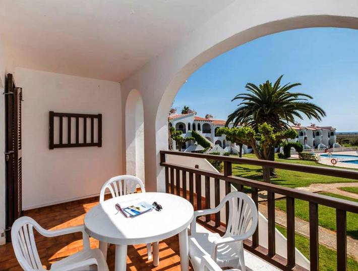 Ferienwohnung für 4 Personen, mit Balkon und Kinderpool sowie Garten auf Menorca - 3