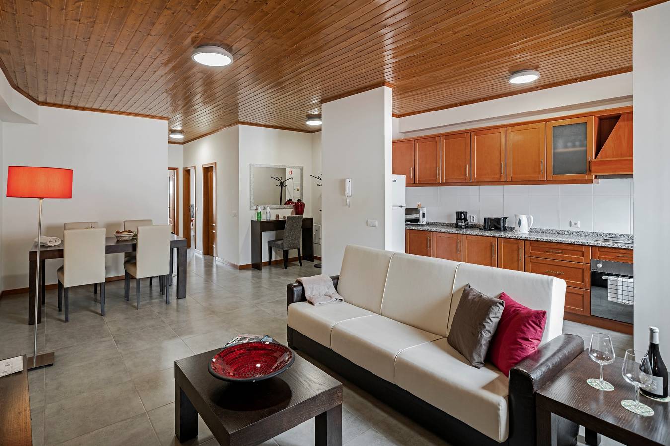 Ganze Wohnung, In pedestrianised Funchal Old Town | Taberna Apt 5 in Funchal (Santa Maria Maior), Madeira