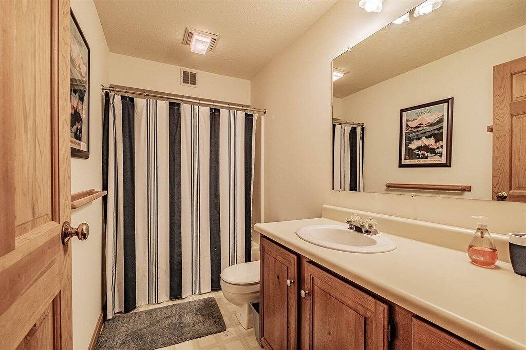 Powder Ridge Townhouse 33 | 3 Bed, 2.5 Bath in Newry, Sunday River