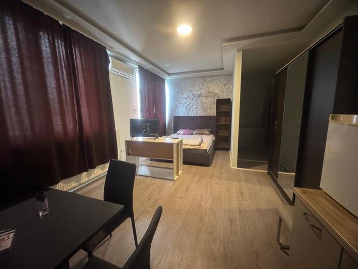 Apartamento para 3 personas, con vistas y jardín, Se admiten mascotas en Belgrado