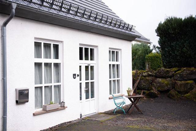 Ferienwohnung für 2 Personen, mit Terrasse und Ausblick in Steffeln