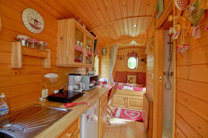 Gîte pour 2 personnes, avec jacuzzi ainsi que terrasse et sauna, animaux acceptés à Gèdre - 3