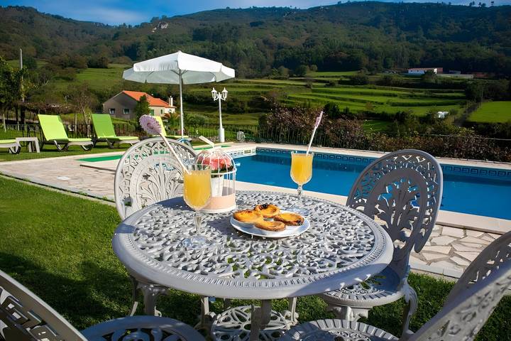 Villa 'Casa Dos Leões' with Mountain View, Private Pool and Wi-Fi in Labrujó, Rendufe e Vilar do Monte, Viana do Castelo District