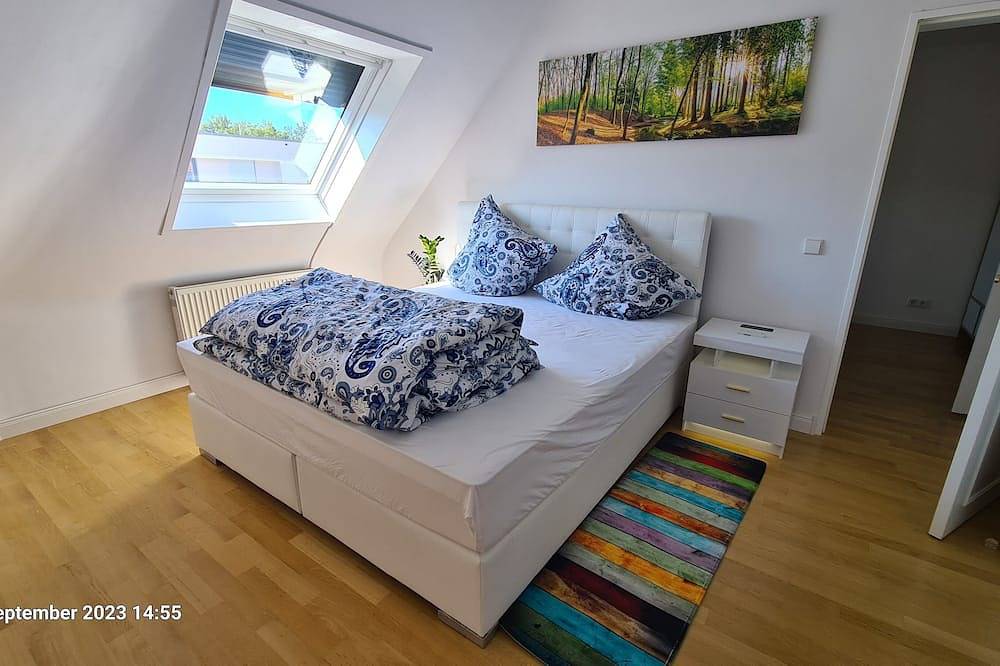 Entire apartment, Apartment in Karlsruhe, Germany in Karlsruhe, Rhine Plain