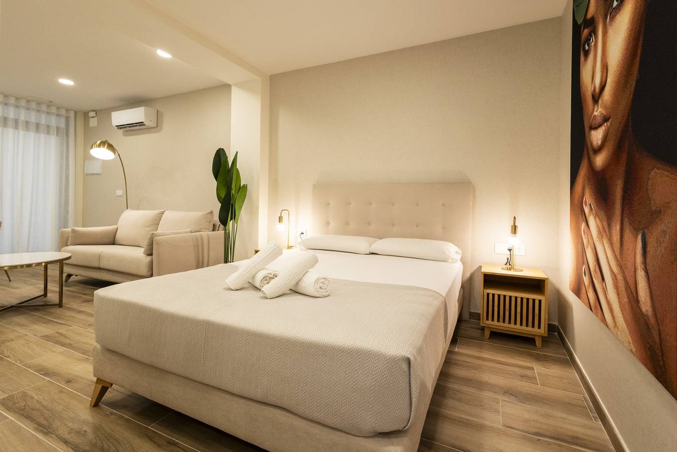 Entire studio, Studio for 4 people with terrace in Valencia, Costa de Valencia