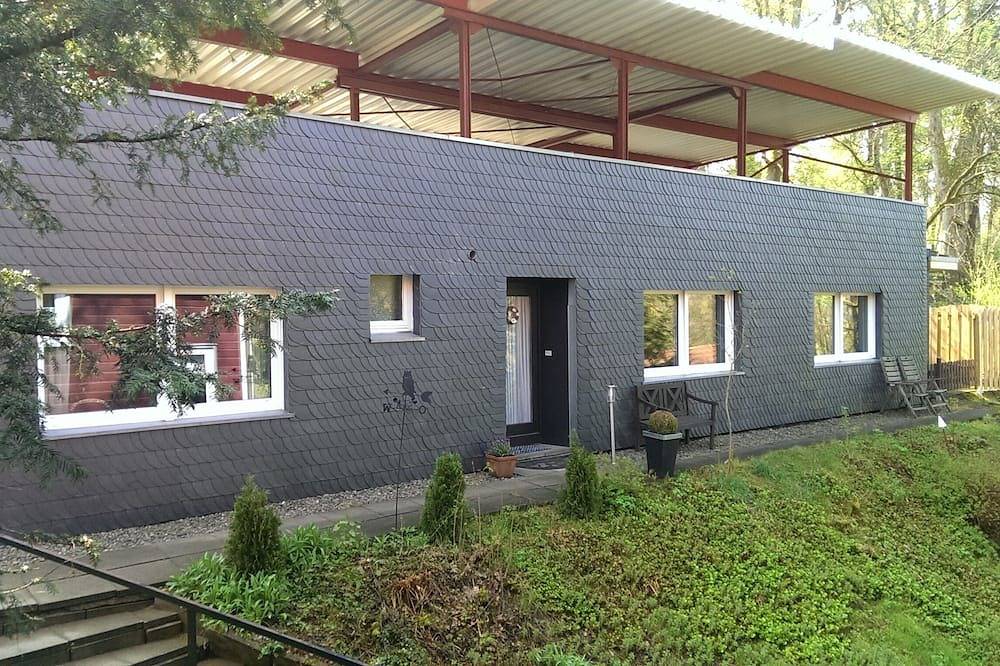 Cozy modern vacation home in St. Andreasberg with Wlan (new) in Sankt Andreasberg, Braunlage