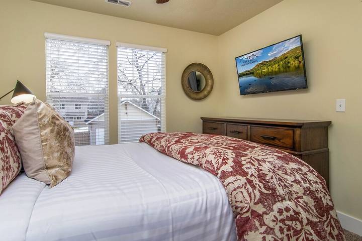 Holiday rental for 13 people, with hot tub and balcony as well as garden, with pets in Salt Lake City
