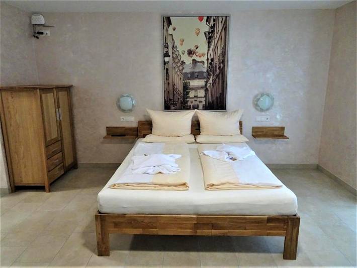 Ganze Ferienwohnung, Hilda Apartments - Studio Apartment, 31qm, Terrasse, 1 Schlafzimmer, max. 5 Personen in Europa-Park, Rust