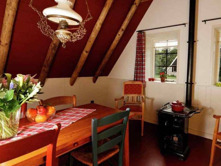 Schönes altmodisches 4-Personen-Ferienhaus in Drenthe in Ansen, Nationalpark Dwingelderveld