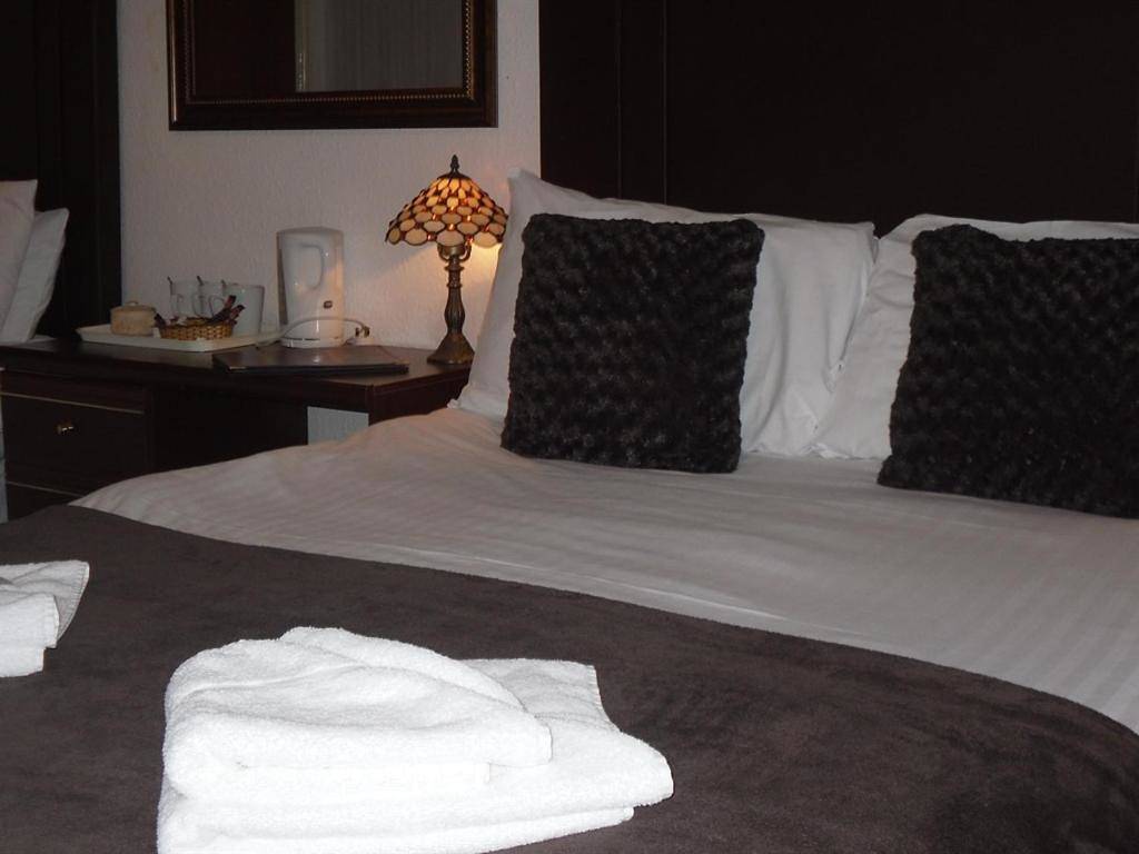 Standard Single Room with Shower in Weston-Super-Mare, North Somerset