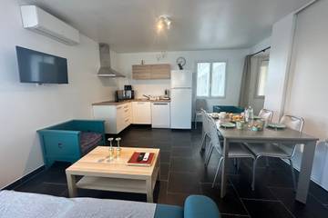 Gîte pour 4 personnes, adapté aux familles dans Plage Rive Gauche