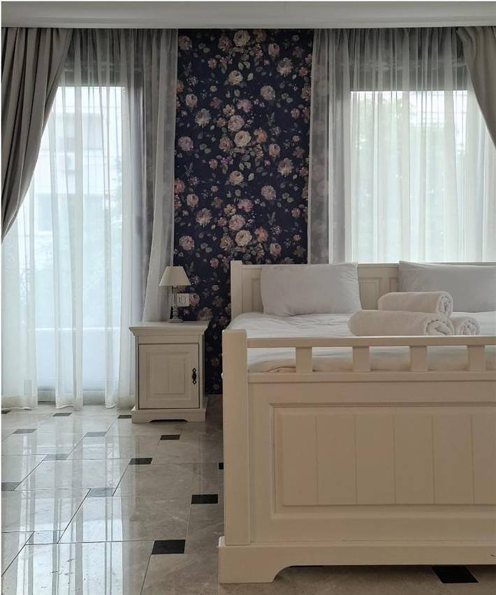Chambre d’hôte pour 2 personnes, avec vue et balcon