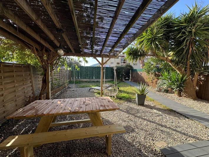 Appartement de vacances pour 8 personnes, avec jardin, animaux acceptés