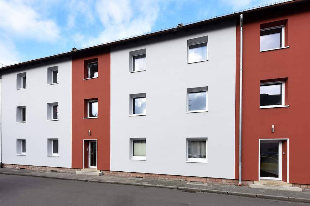 Ganze Wohnung, Deluxe Apartment 1 -Am Rathaus- in Landstuhl, Saar-Nahe-Bergland