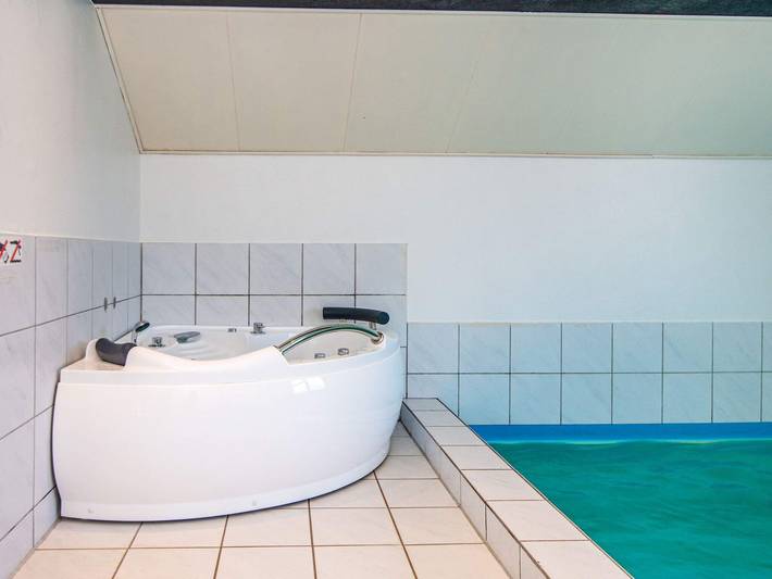 Ferienhaus für 10 Personen, mit Whirlpool und Pool sowie Terrasse, mit Haustier in Pøt Strandby - 4