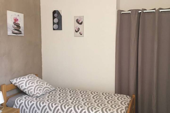 Location de vacances pour 6 personnes, avec piscine et terrasse à Grignols - 2