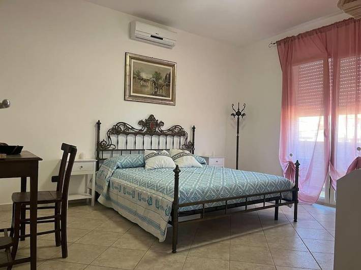 Gîte pour 4 personnes, avec balcon et vue à Loceri - 4