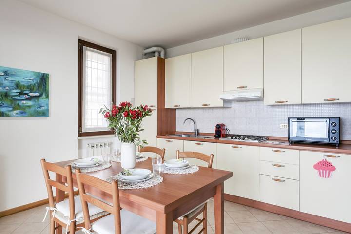 Ferienwohnung für 4 Personen, mit Balkon und Seeblick in Lazise - 3