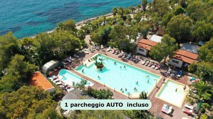 Camping für 4 Personen, mit Garten und Kinderpool sowie Ausblick und Pool an der Ligurische Küste