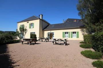 Gîte pour 18 personnes à Alligny-en-Morvan