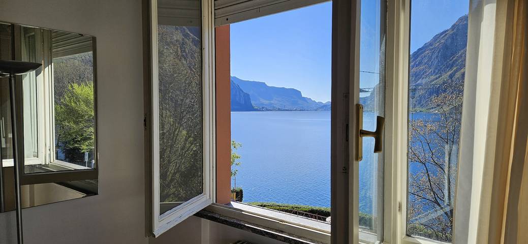 Appartamento per 4 persone, con giardino e panorama nonché balcone e vista lago a Abbadia Lariana