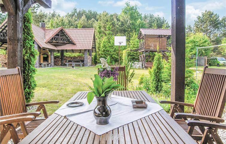Ferienhaus für 6 Personen mit Terrasse in Rybakowo, Lebus (Polen)