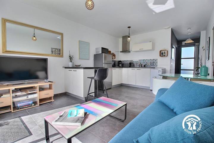 Gîte pour 2 personnes, avec jardin dans Plage de Locmiquel - 2