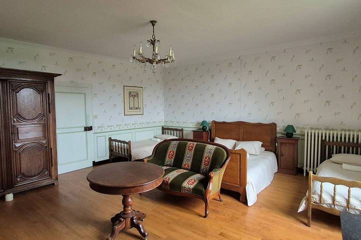 Franche-Comté- Vosges du sud - Château 15 personnes, 7 chambres, 1 Dsb,1Sdd in Passavent-Corre-Jonvelle, Haute-Saône