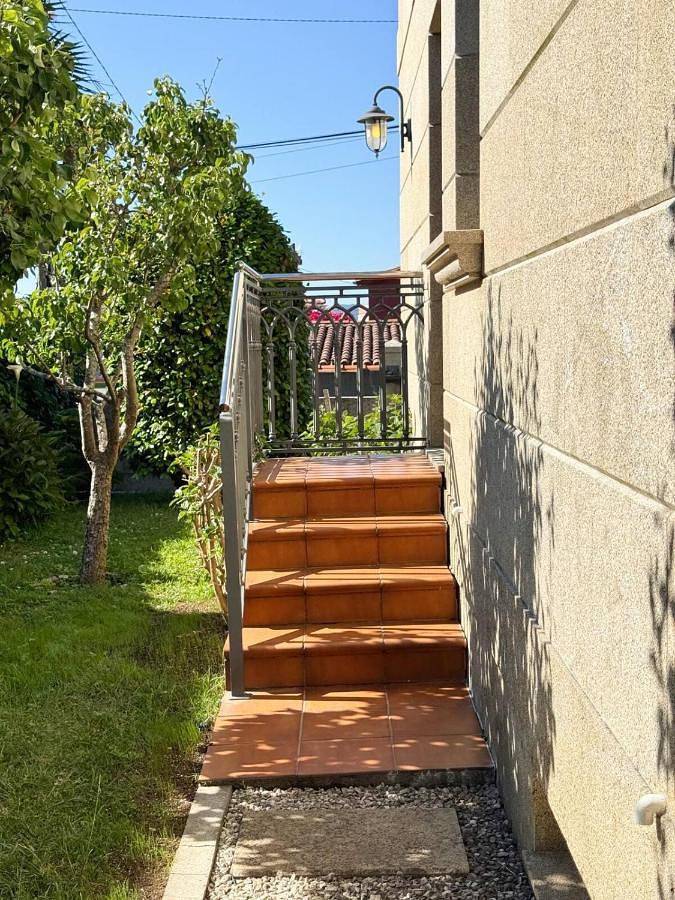 Ferienhaus für 8 Personen, mit Balkon und Terrasse sowie Garten und Pool in Vigo - 2