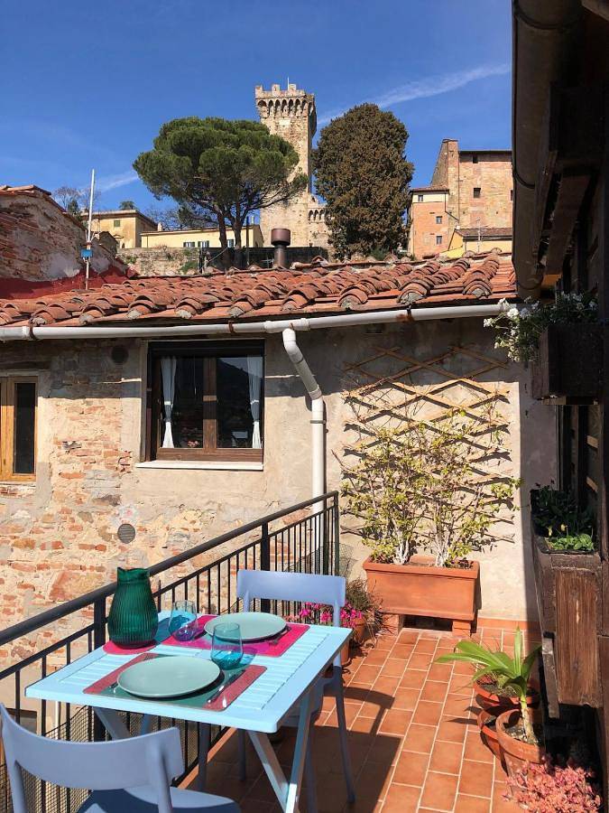 Appartement entier, Vicopisano historic apartment with a view of the Fortress in Farra di Soligo, Préalpes carniques