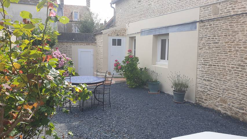Gîte pour 6 personnes, avec terrasse et jardin, animaux acceptés à Courseulles-sur-Mer - 3