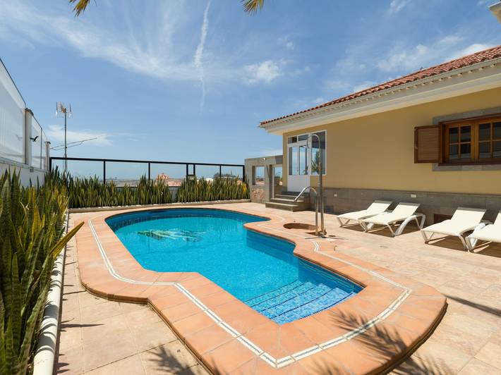 Finca für 6 Personen, mit Balkon und Terrasse sowie Garten in Maspalomas