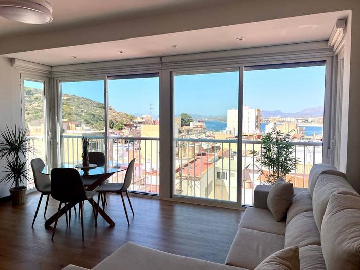 Apartamento de vacaciones para 4 personas, con vistas y terraza - 1