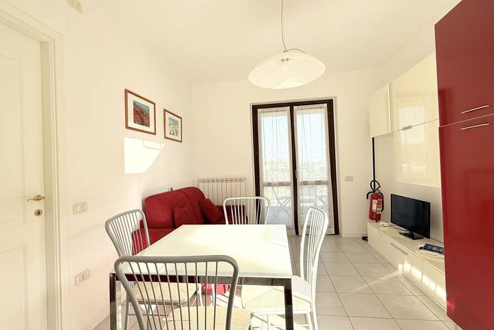 Appartamento intero, N059 - Numana, nuovo bilocale con terrazzo in Sirolo, Riviera del Conero