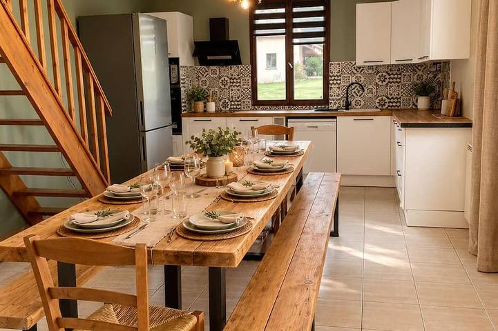 Location de vacances pour 14 personnes, avec Jardin et Piscine à Atur