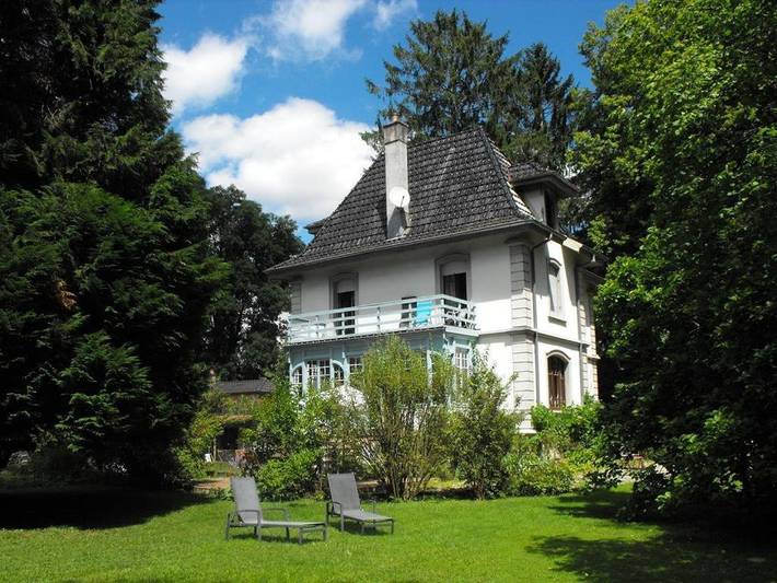 Chambre d’hôte pour 4 personnes, avec jardin ainsi que vue et terrasse