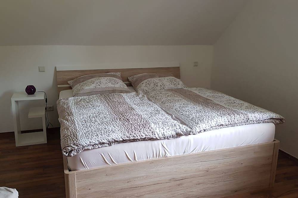 Ganze Wohnung, Super schöne 5 Sterne luxus Ferienwohnung Adlerhorst (& Wallbox) in Nümbrecht, Oberbergischer Kreis