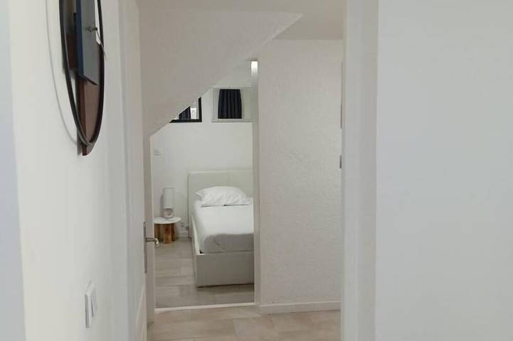 Large Studio for 4 People with 2 Sleeping Areas in Ndame-Adiana, Featuring a Spa in Trans-en-Provence, Draguignan Region