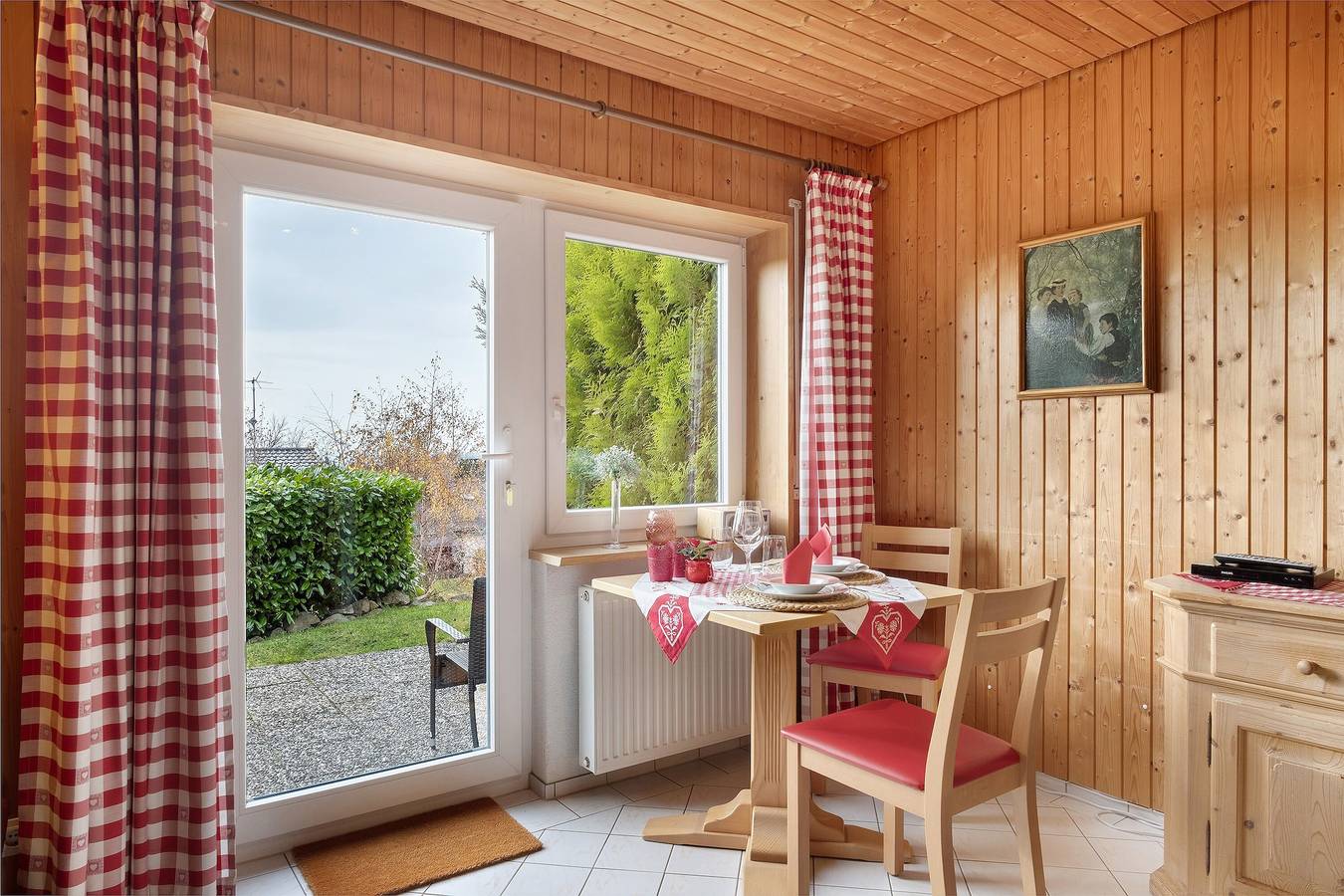 Appartement entier, Appartement "Morgensonne" avec vue sur les montagnes, terrasse privée et Wi-Fi in Höchenschwand, Forêt-Noire du Sud