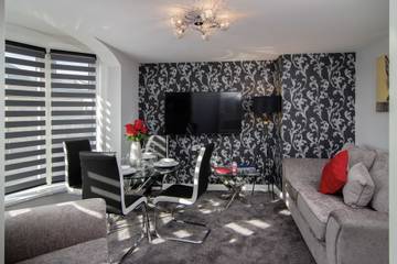 Holiday Apartment for 6 People in Blackpool, North West England, Photo 1