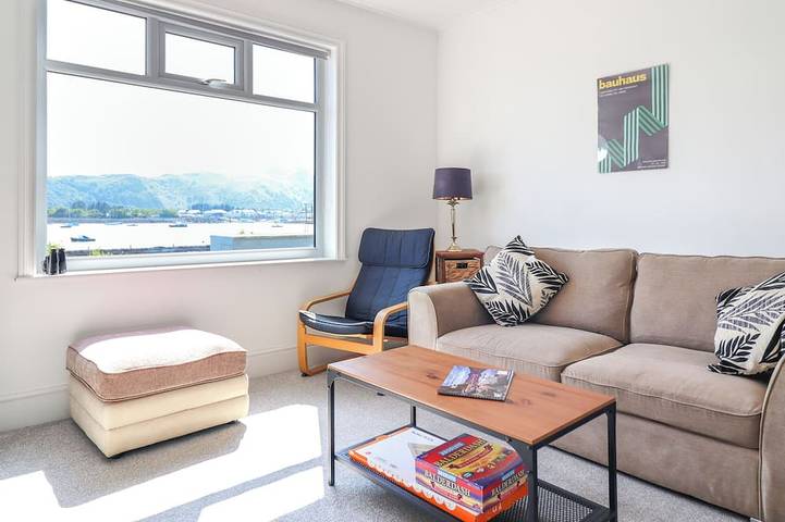 Cottage for 8 people, with garden in Deganwy