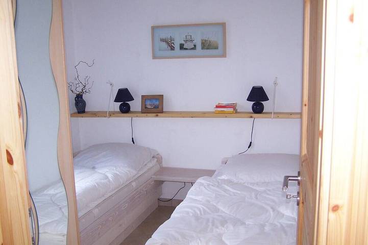 Bungalow für 4 Personen, mit Terrasse in Nienhagen - 3