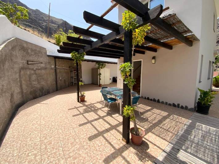 Chalet para 4 personas, con vistas y jardín en La Gomera - 2