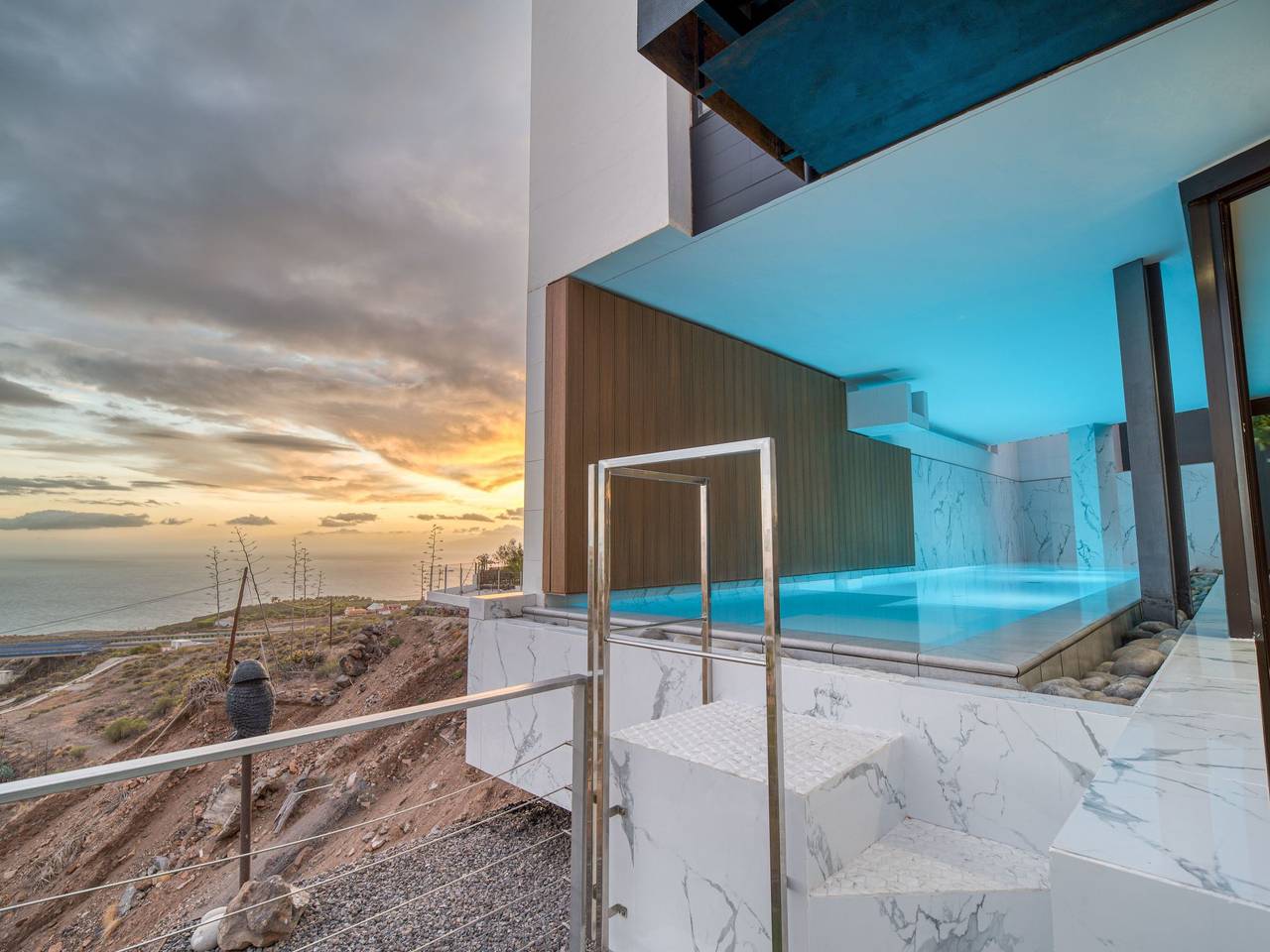 Mit überdachtem Pool in Tijoco Bajo in Tijoco Bajo, Adeje